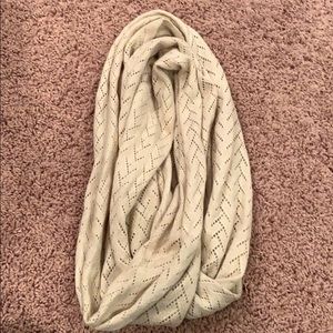 Infinity scarf